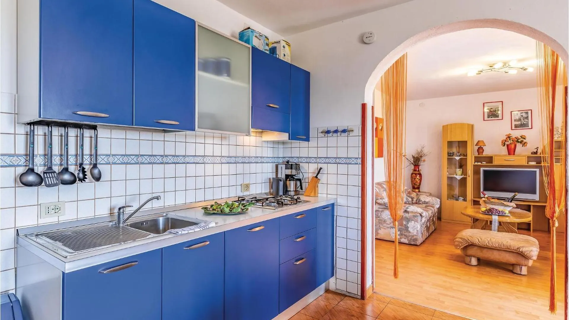 Gorgeous Apartment In Pula With House Sea View