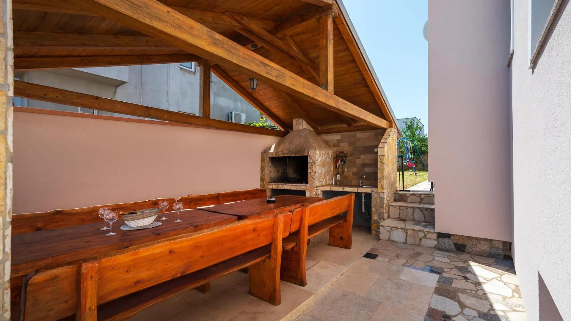 Gorgeous Apartment In Pula With House Sea View