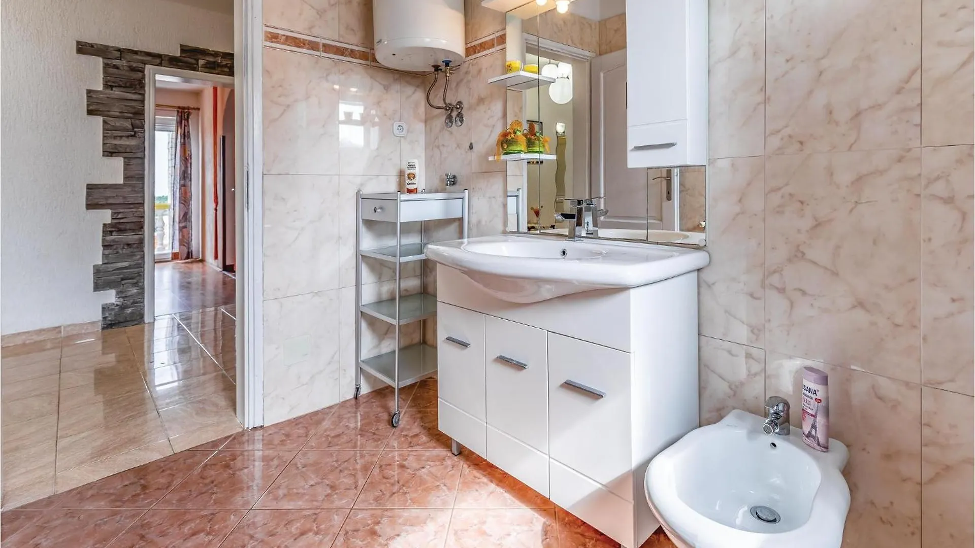 Semesterbostad Gorgeous Apartment In Pula With House Sea View